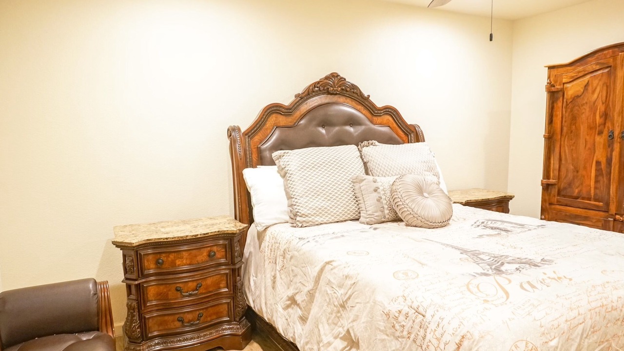 Photo of Bedroom in Quinlan