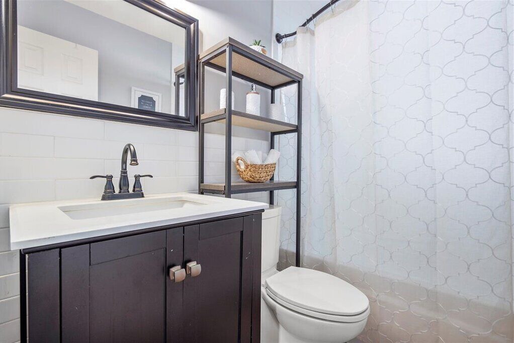 Photo of Bathroom in North Andrews Gardens