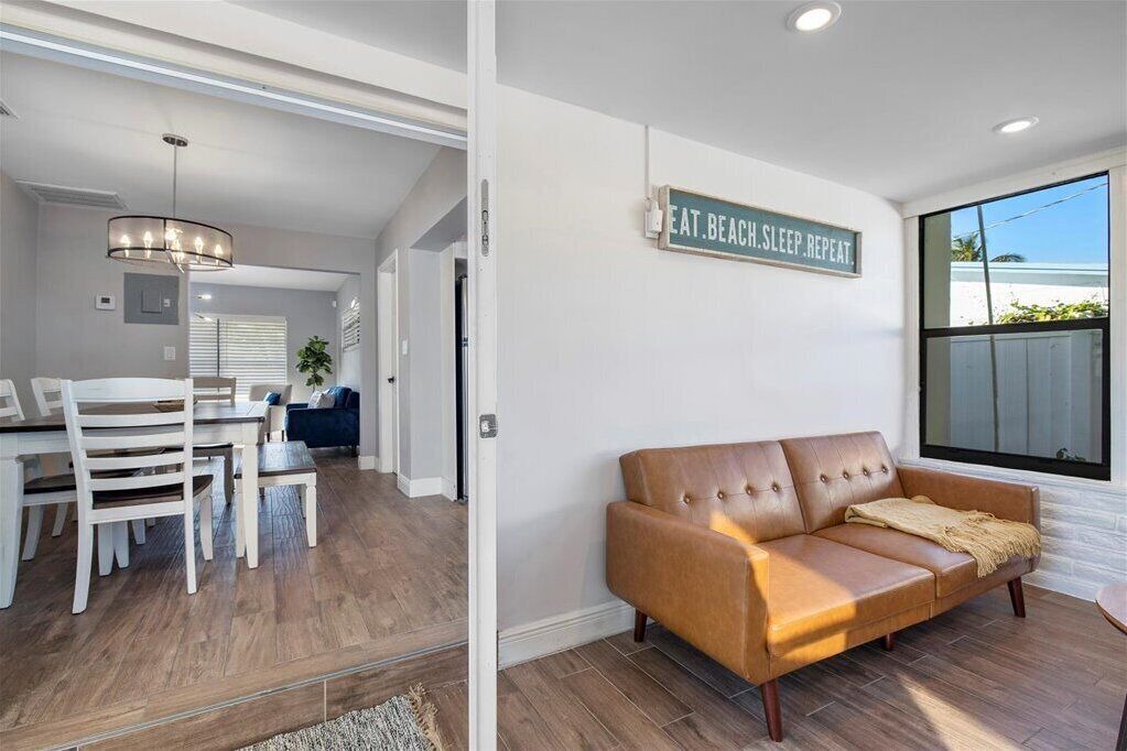 Photo of Livingroom in North Andrews Gardens