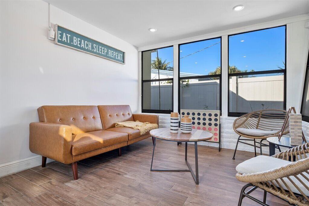 Photo of Livingroom in North Andrews Gardens