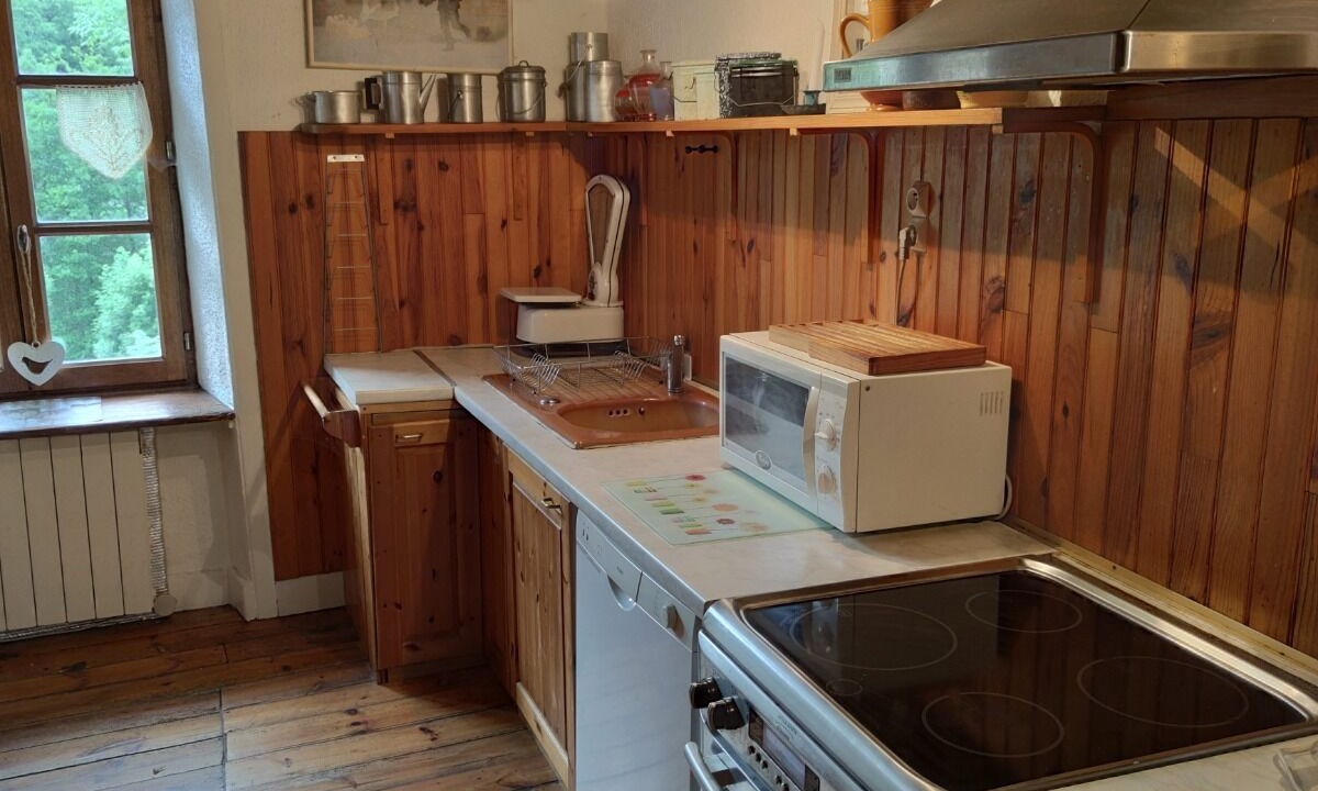 Photo of Kitchen in Saint-Jacques-des-Blats