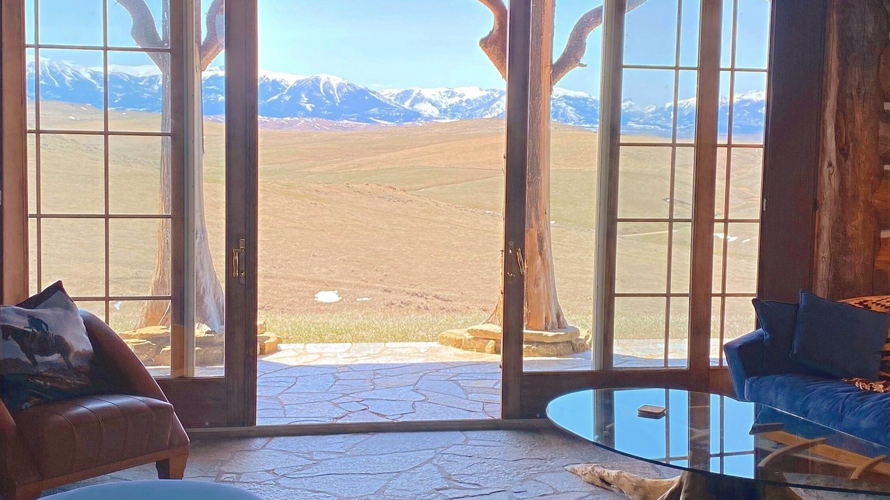 Photo of Others in Roberts