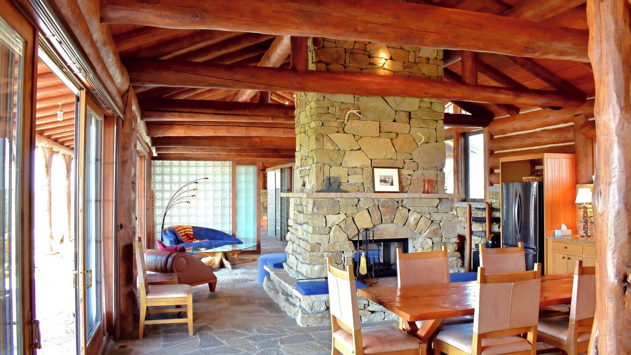 Photo of Others in Roberts