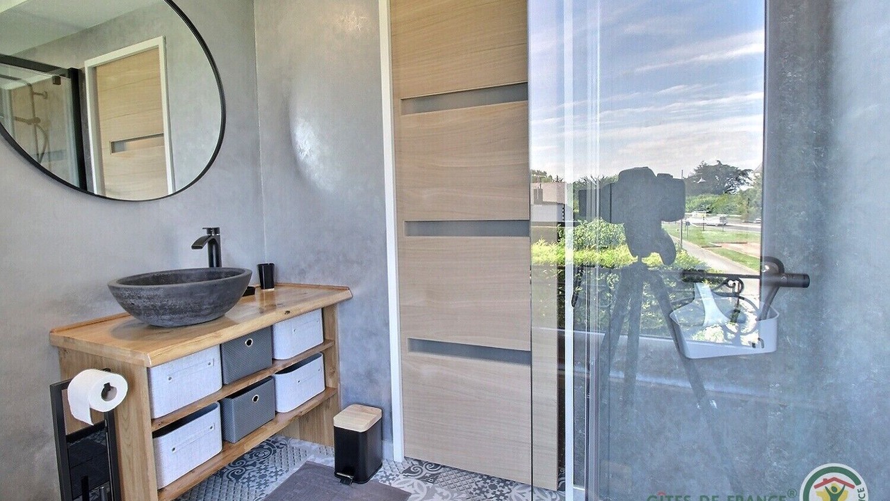 Photo of Bathroom in Etables-sur-Mer