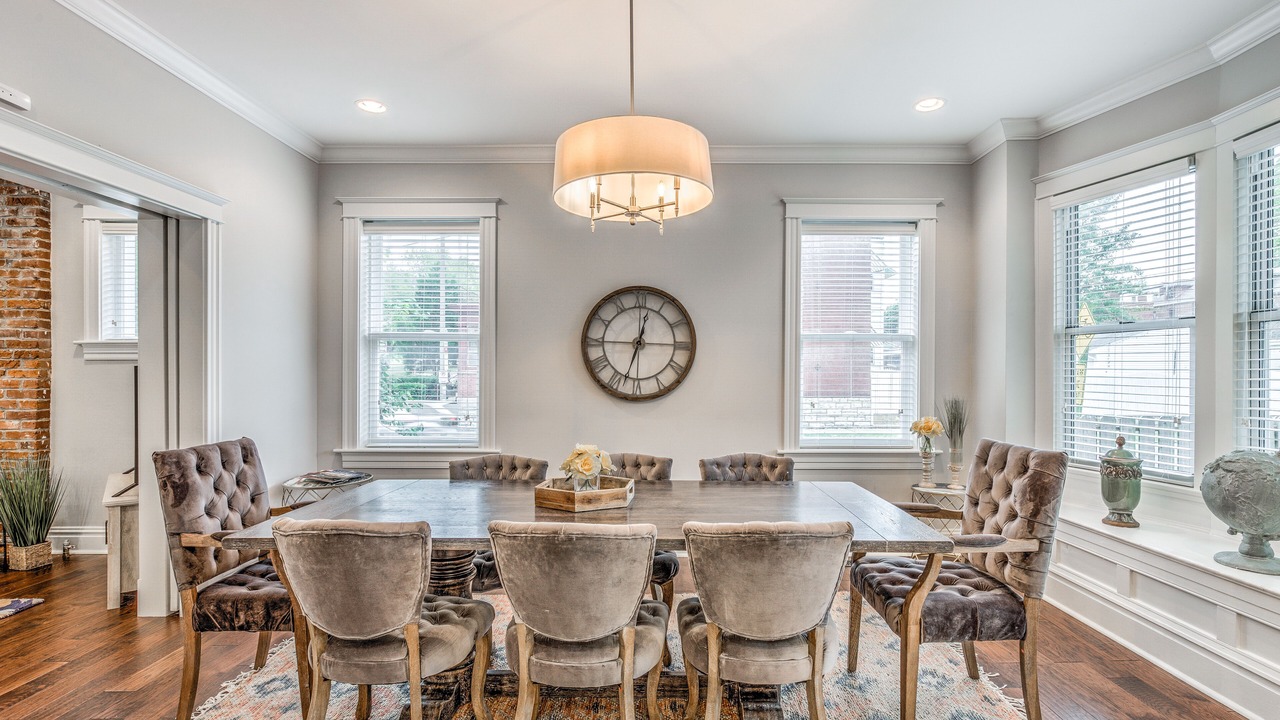 Photo of Livingroom in Tower Grove South