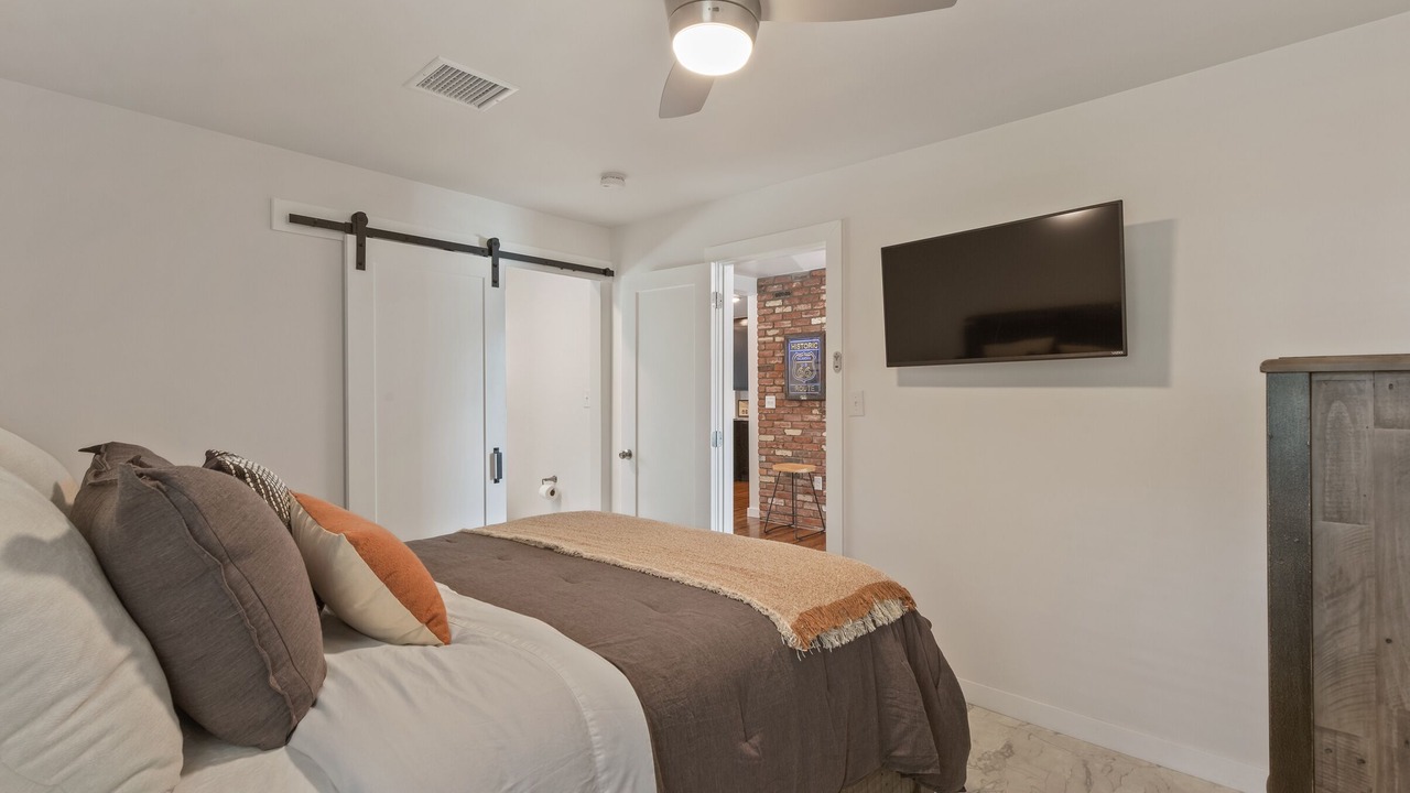 Photo of Bedroom in Turner Park
