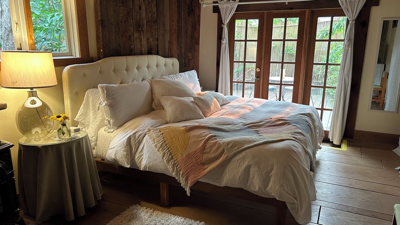 Photo of Bedroom in West Eugene