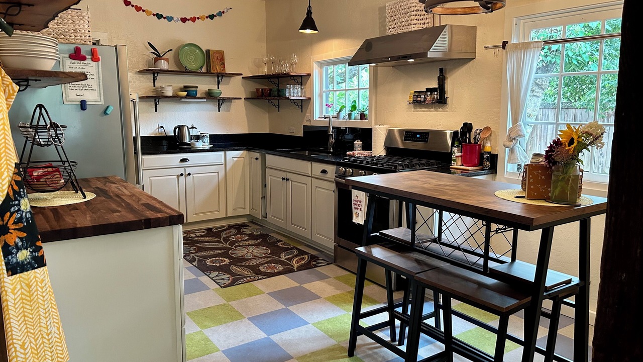 Photo of Kitchen in West Eugene