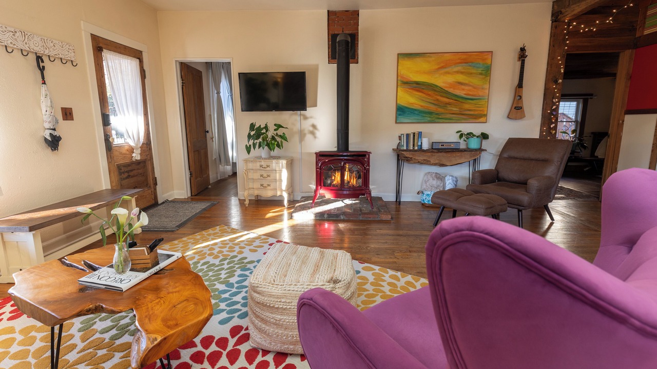 Photo of Livingroom in West Eugene