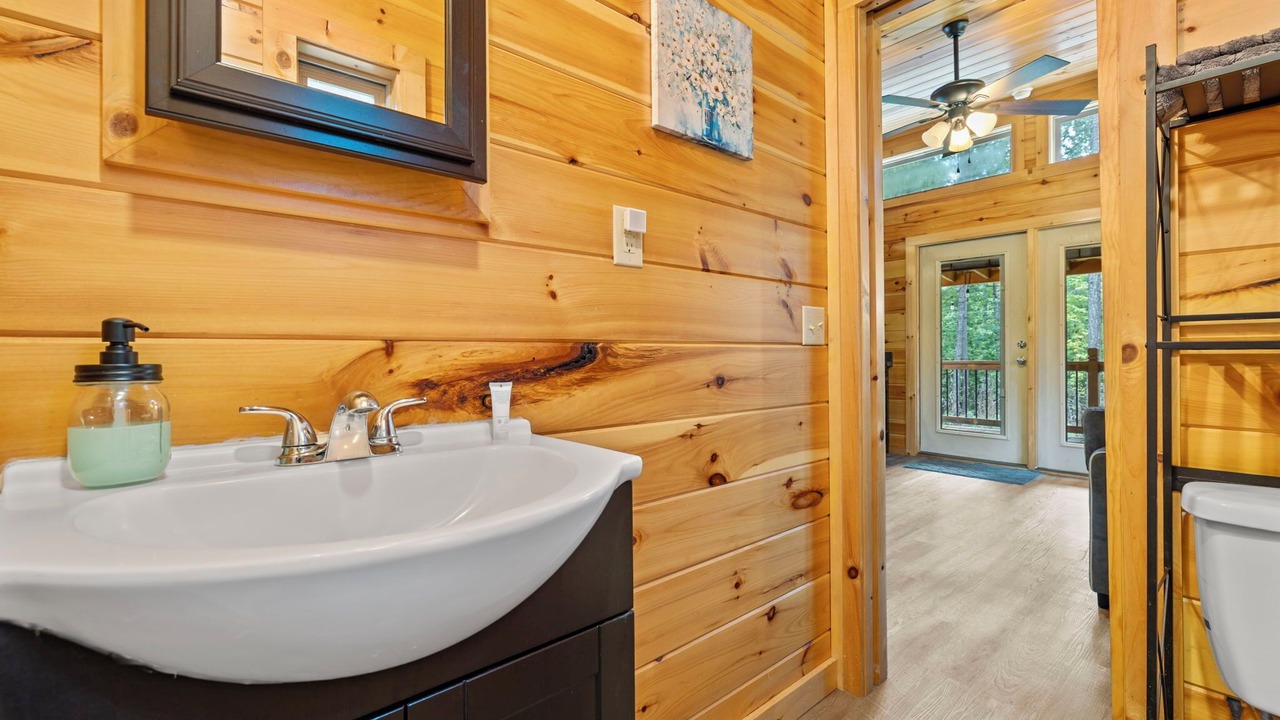 Photo of Bathroom in Elberton