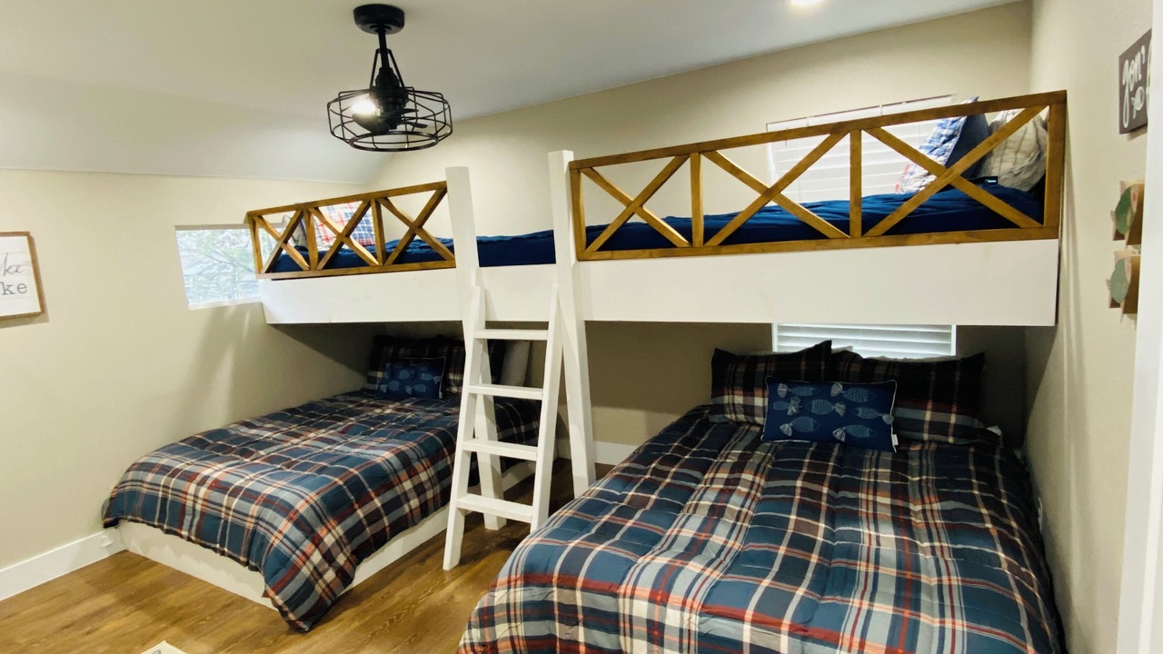 Photo of Bedroom in Pottsboro