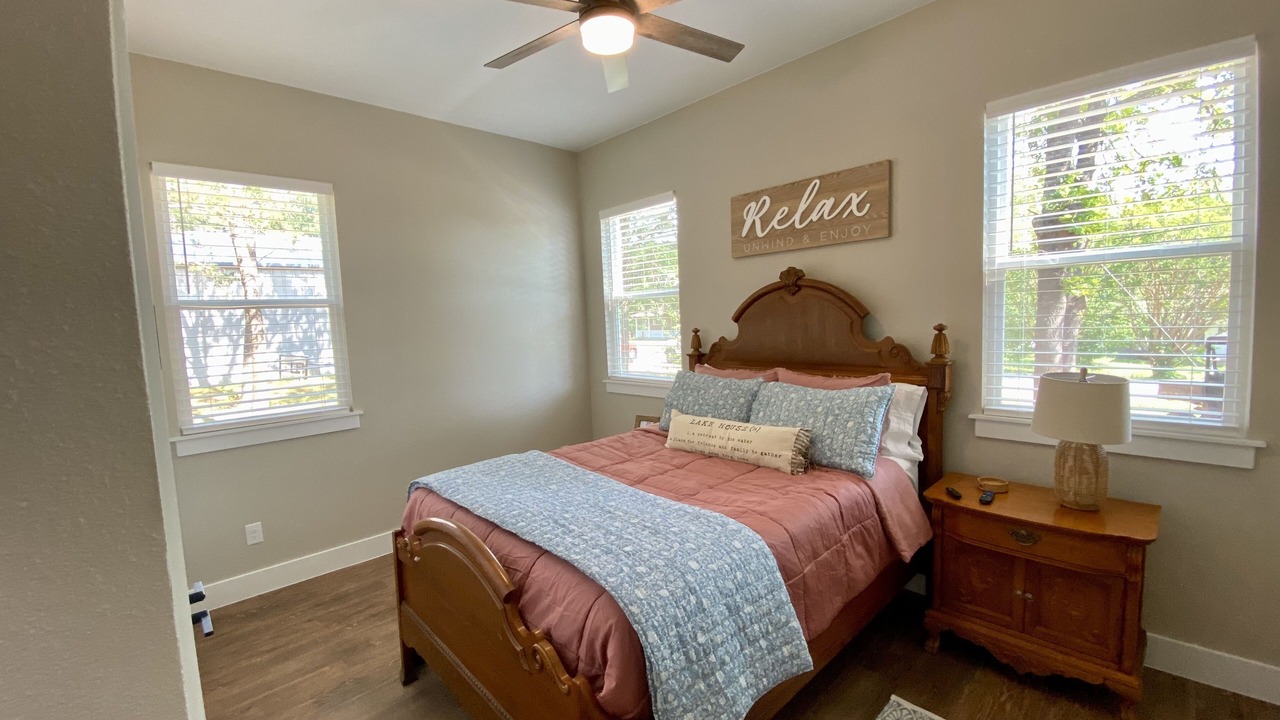 Photo of Bedroom in Pottsboro