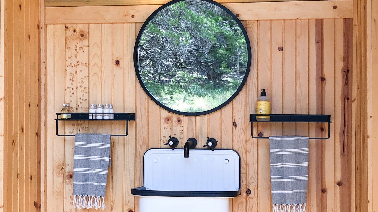 Photo of Bathroom in Blanco