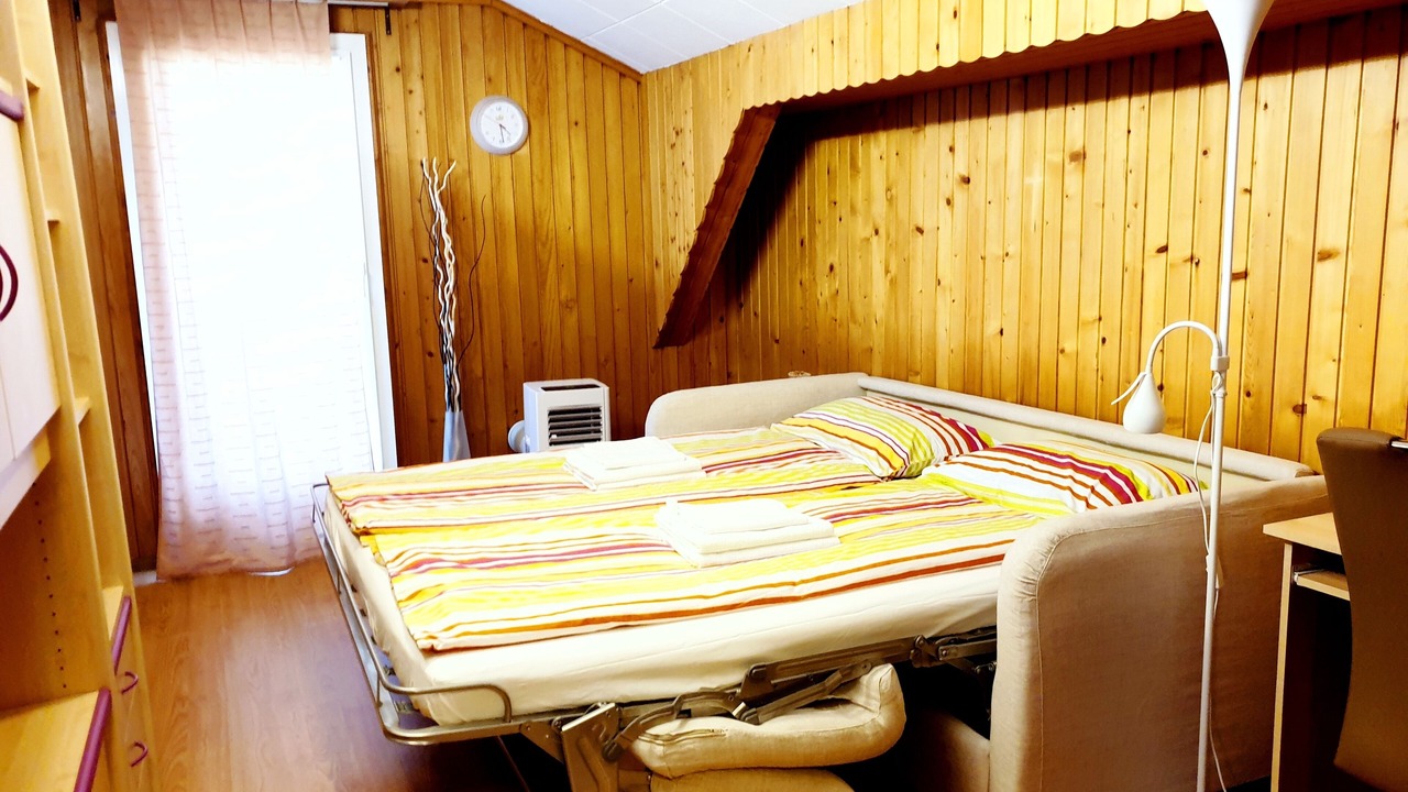 Photo of Bedroom in Grono