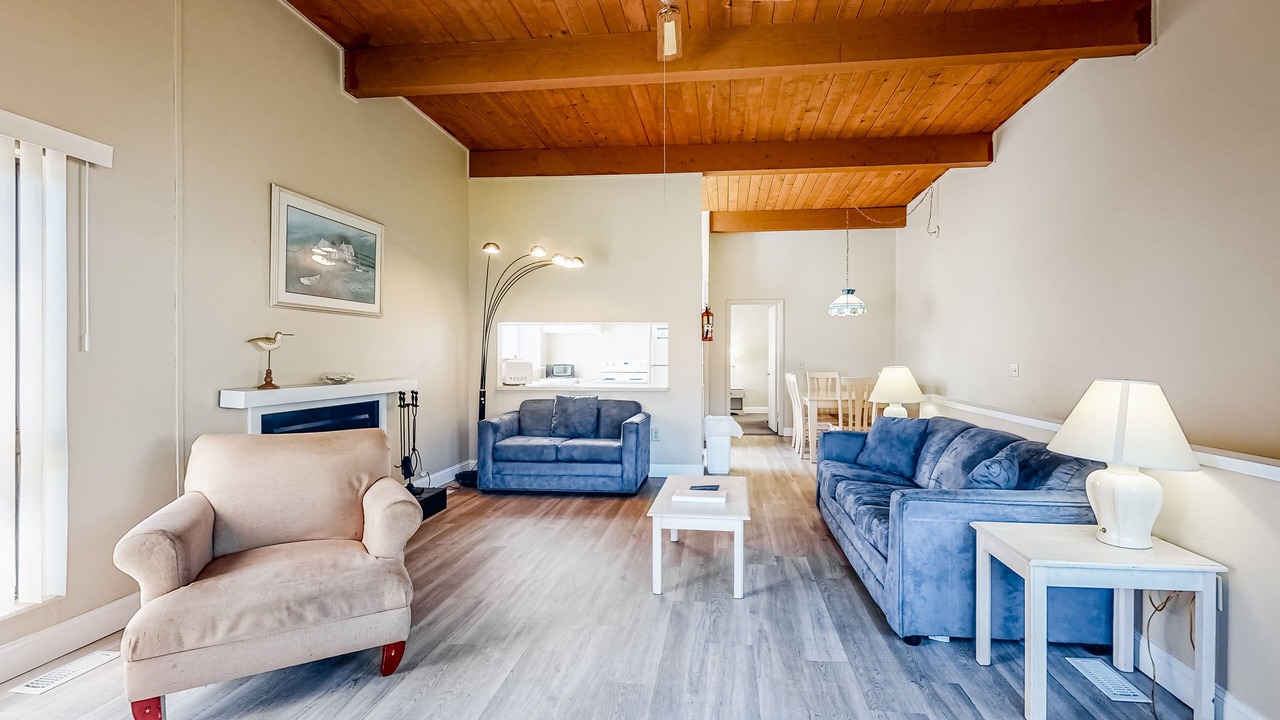 Photo of Livingroom in Ocean Pines