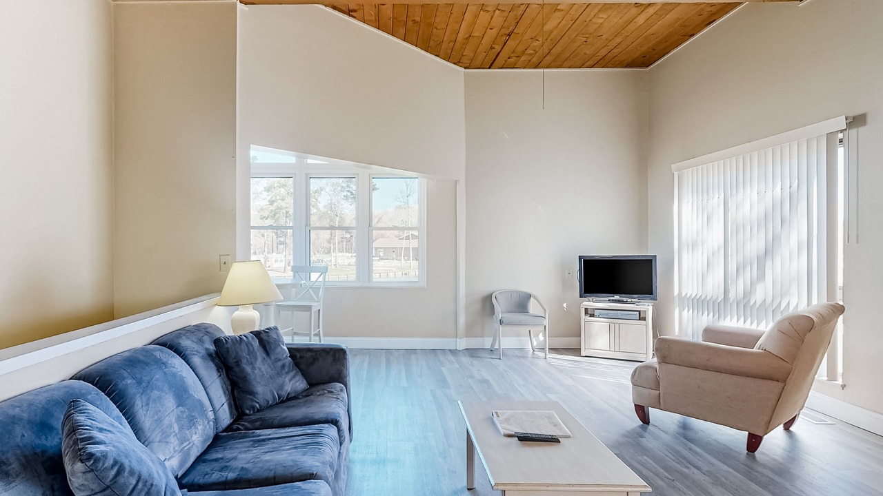 Photo of Livingroom in Ocean Pines