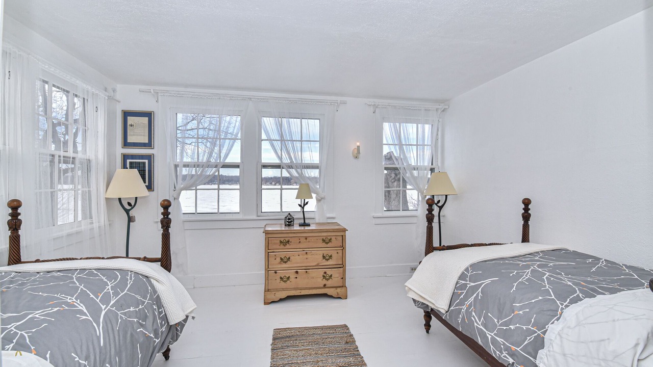 Photo of Bedroom in Delavan Lake