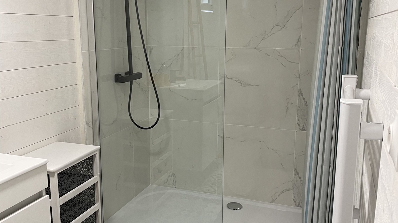Photo of Bathroom in Varaville