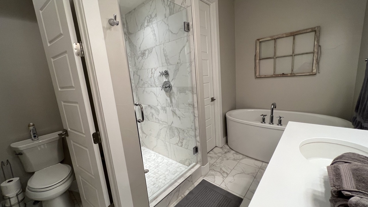 Photo of Bathroom in Sloan Lake