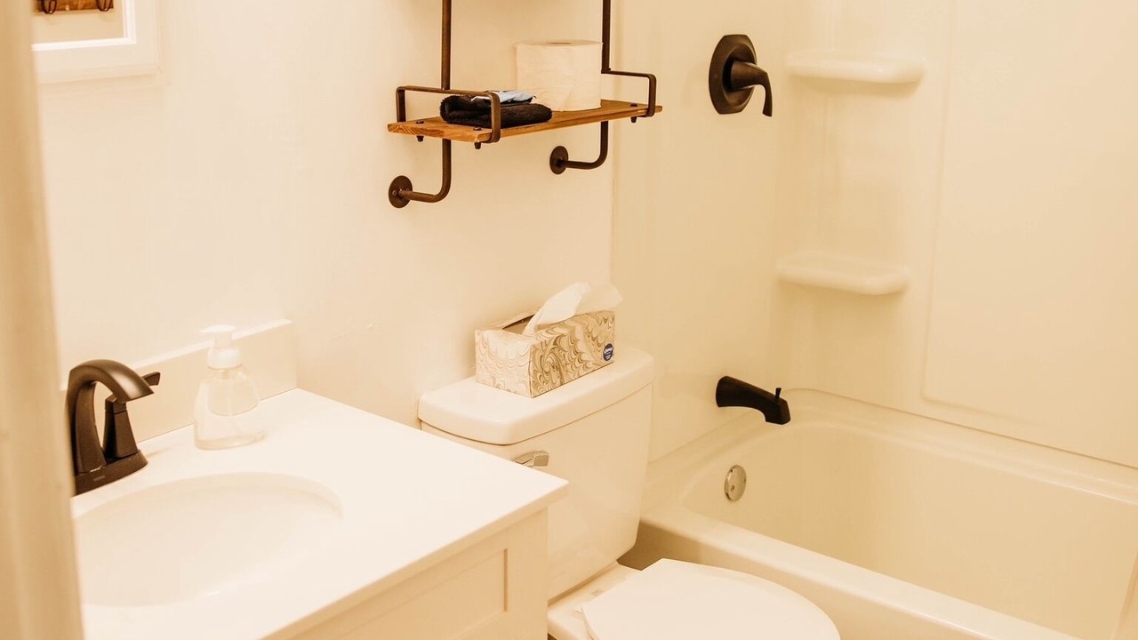 Photo of Bathroom in Steelville