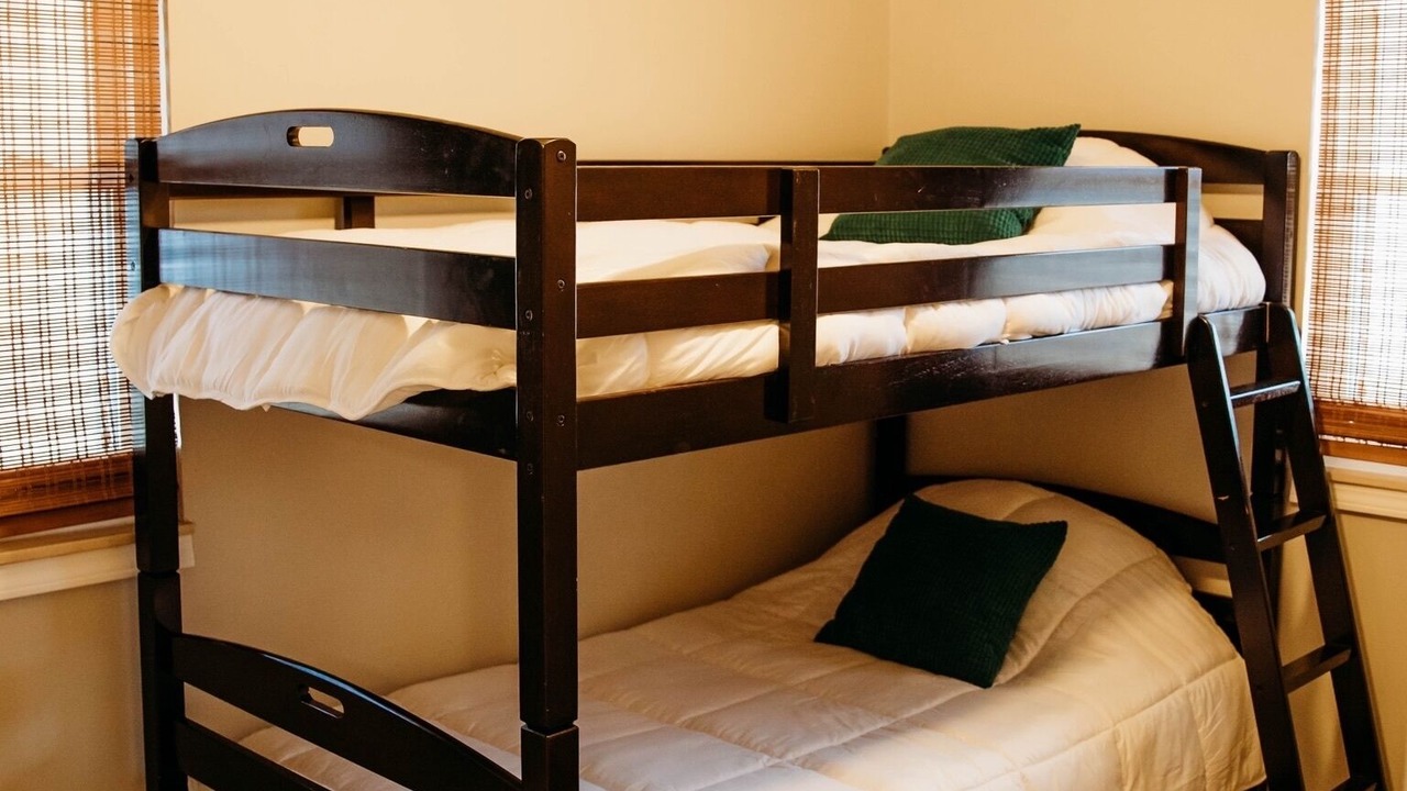 Photo of Bedroom in Steelville