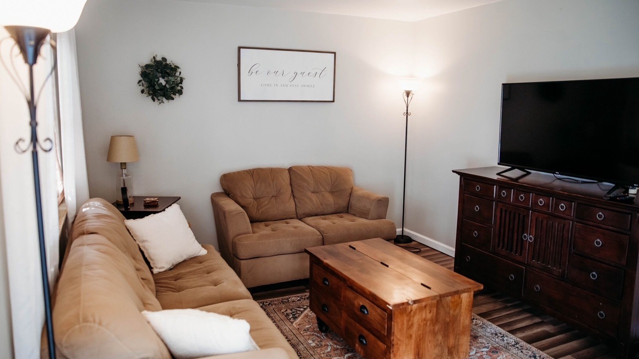 Photo of Livingroom in Steelville