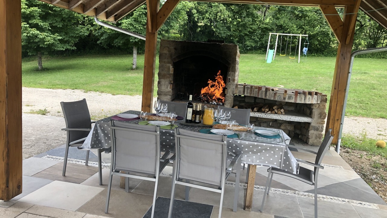 Photo of Outdoor in Mournans