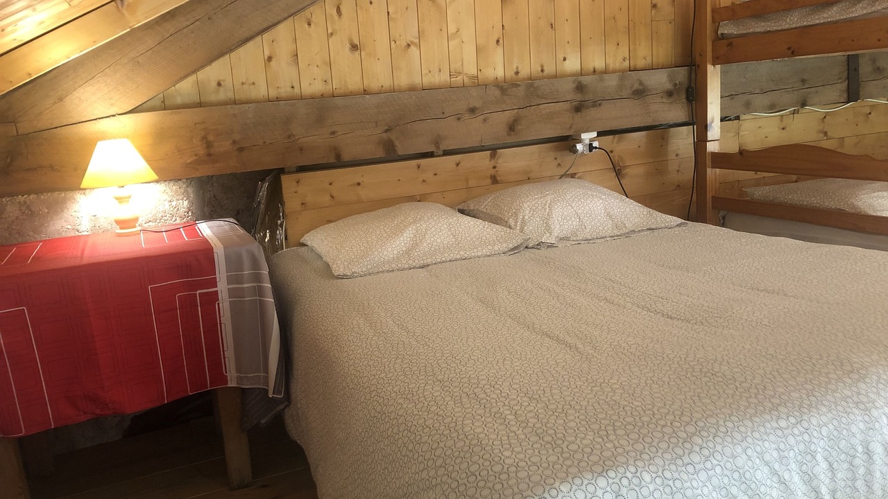 Photo of Bedroom in Borne