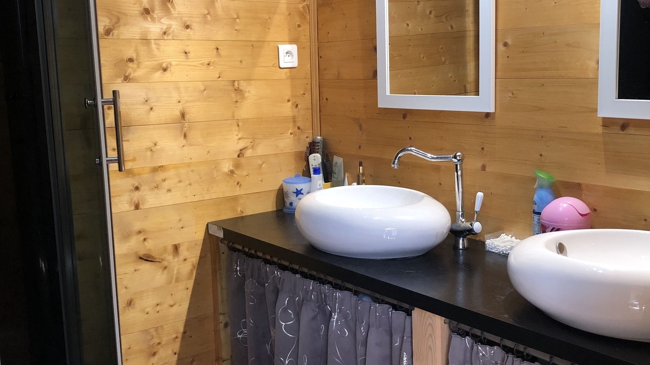 Photo of Bathroom in Borne