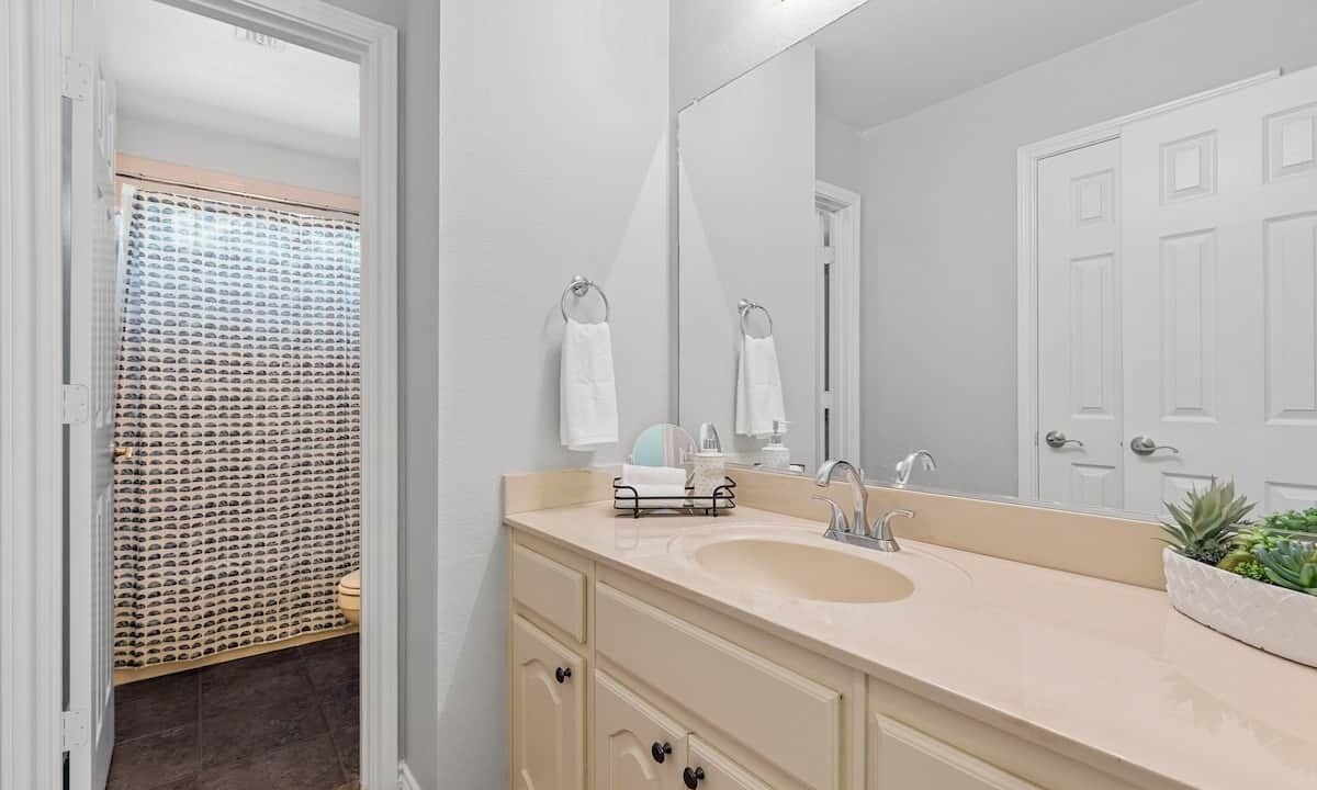 Photo of Bathroom in Tarrant County