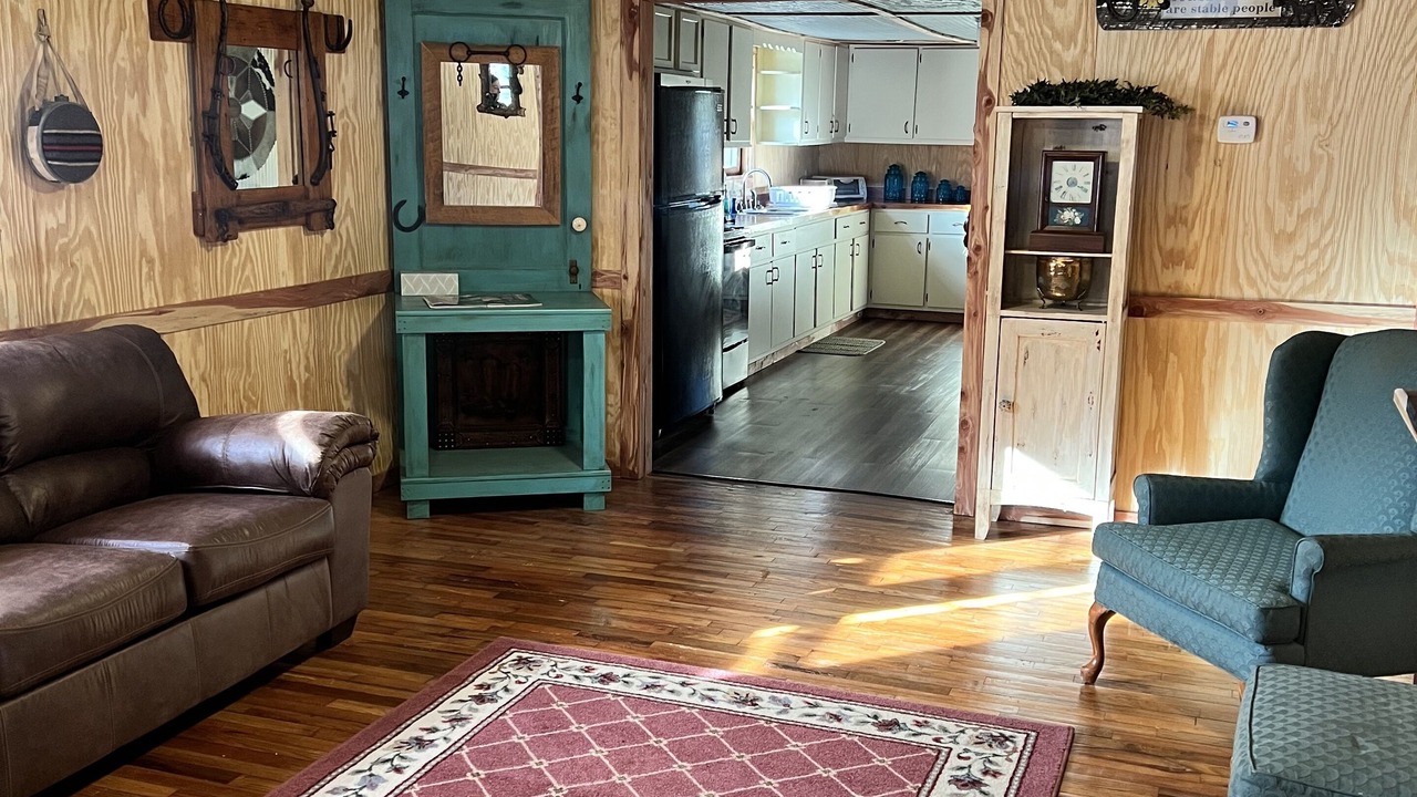 Photo of Livingroom in Black