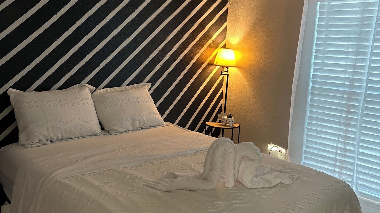 Photo of Bedroom in Timberlane Woodlake