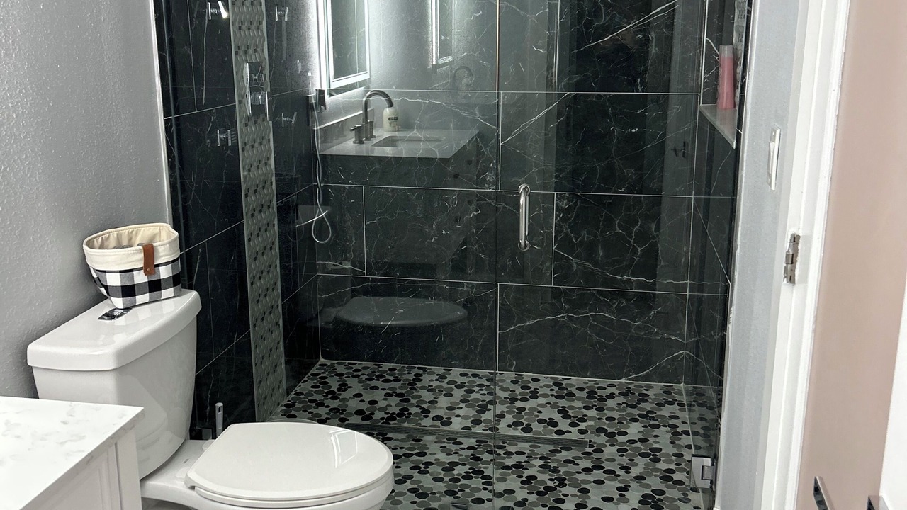 Photo of Bathroom in Timberlane Woodlake