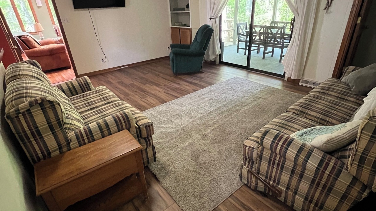 Photo of Livingroom in Effingham