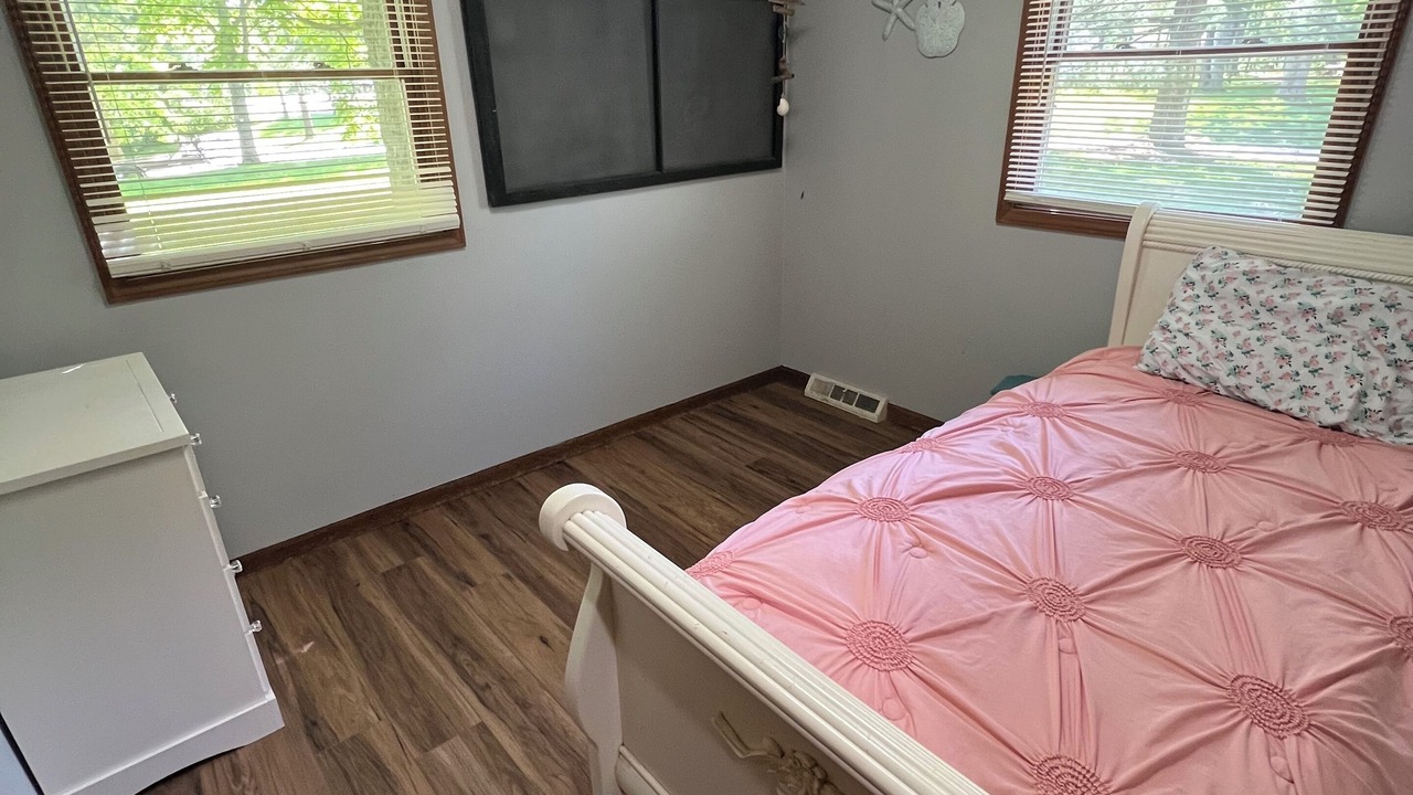 Photo of Bedroom in Effingham