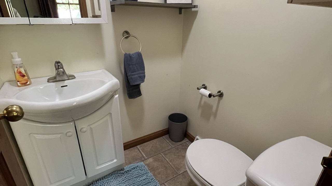 Photo of Bathroom in Effingham