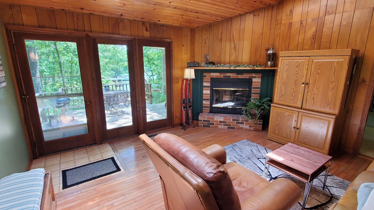 Photo of Livingroom in Effingham