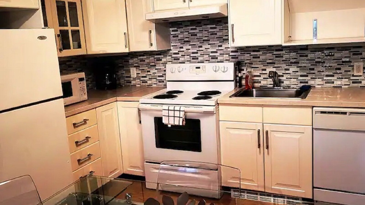 Photo of Kitchen in Ahuntsic