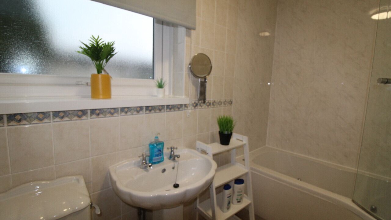 Photo of Bathroom in Sutton-in-Ashfield