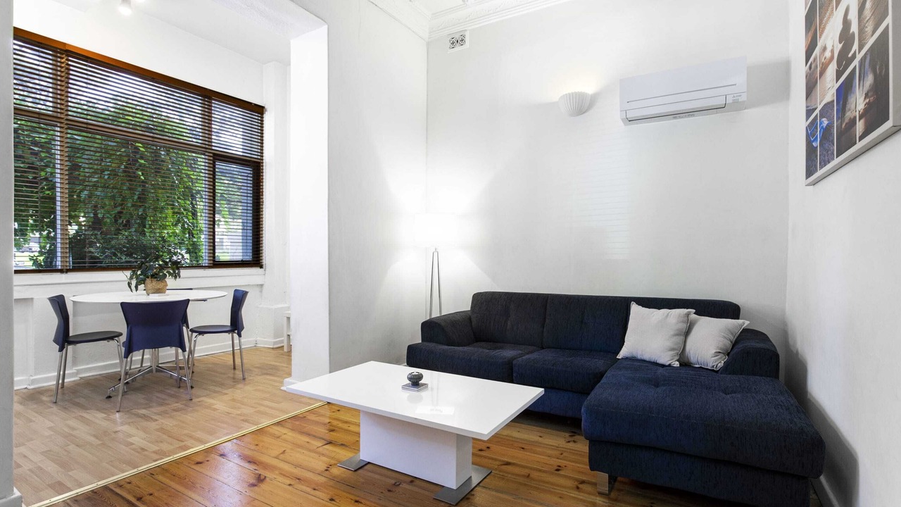 Photo of Livingroom in Glenelg