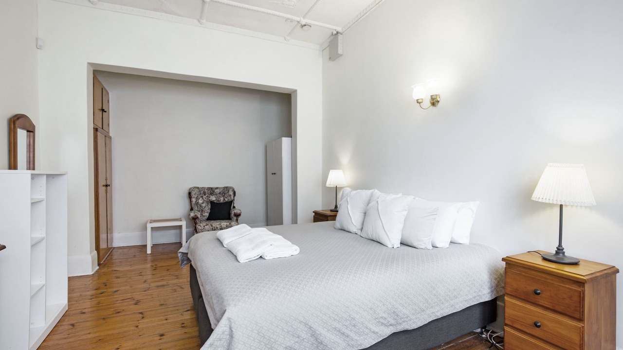 Photo of Bedroom in Glenelg