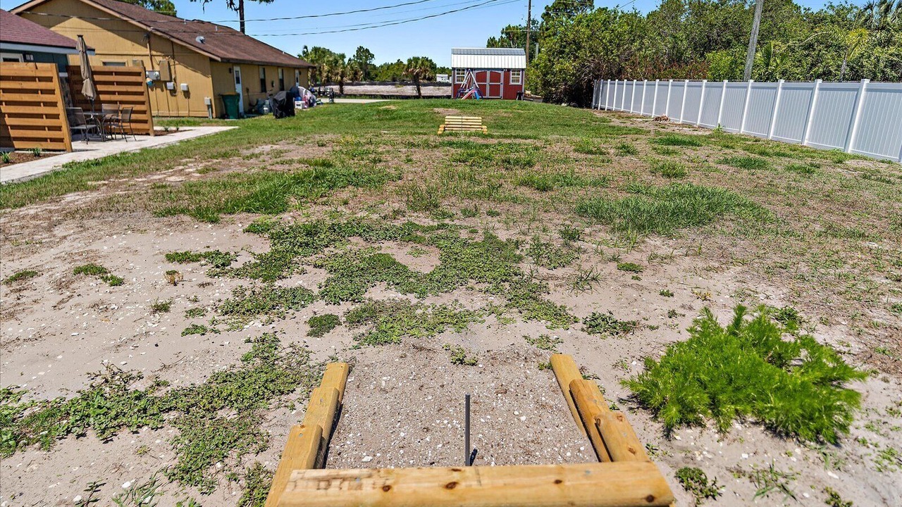 Photo of Outdoor in Englewood East