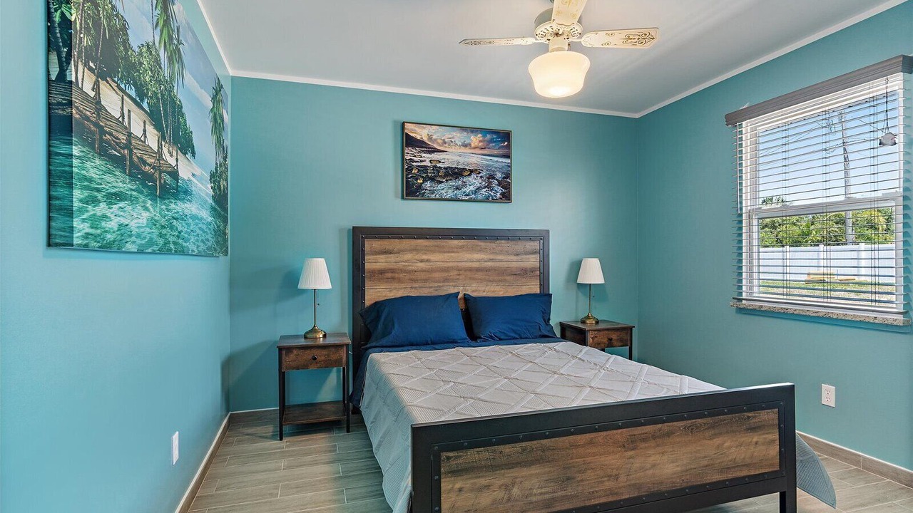 Photo of Bedroom in Englewood East