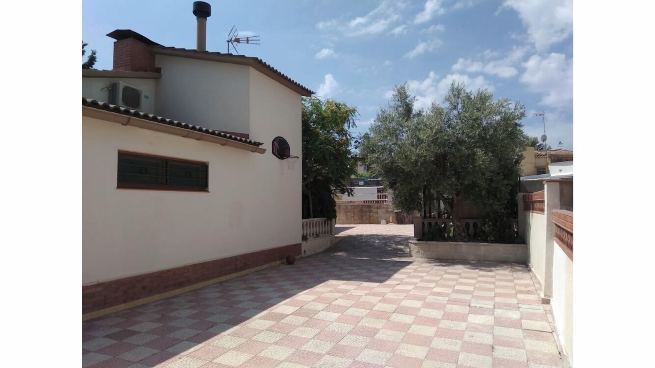 Photo of Outdoor in Bellvey