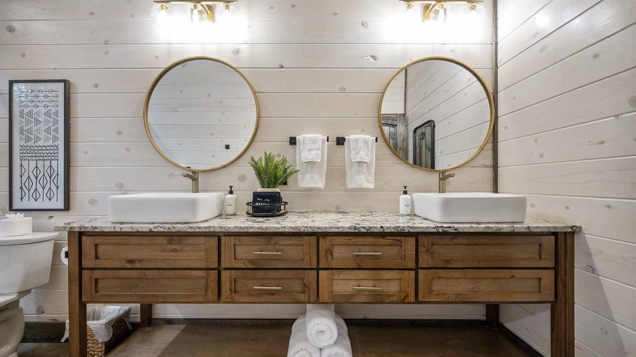Photo of Bathroom in Pickens