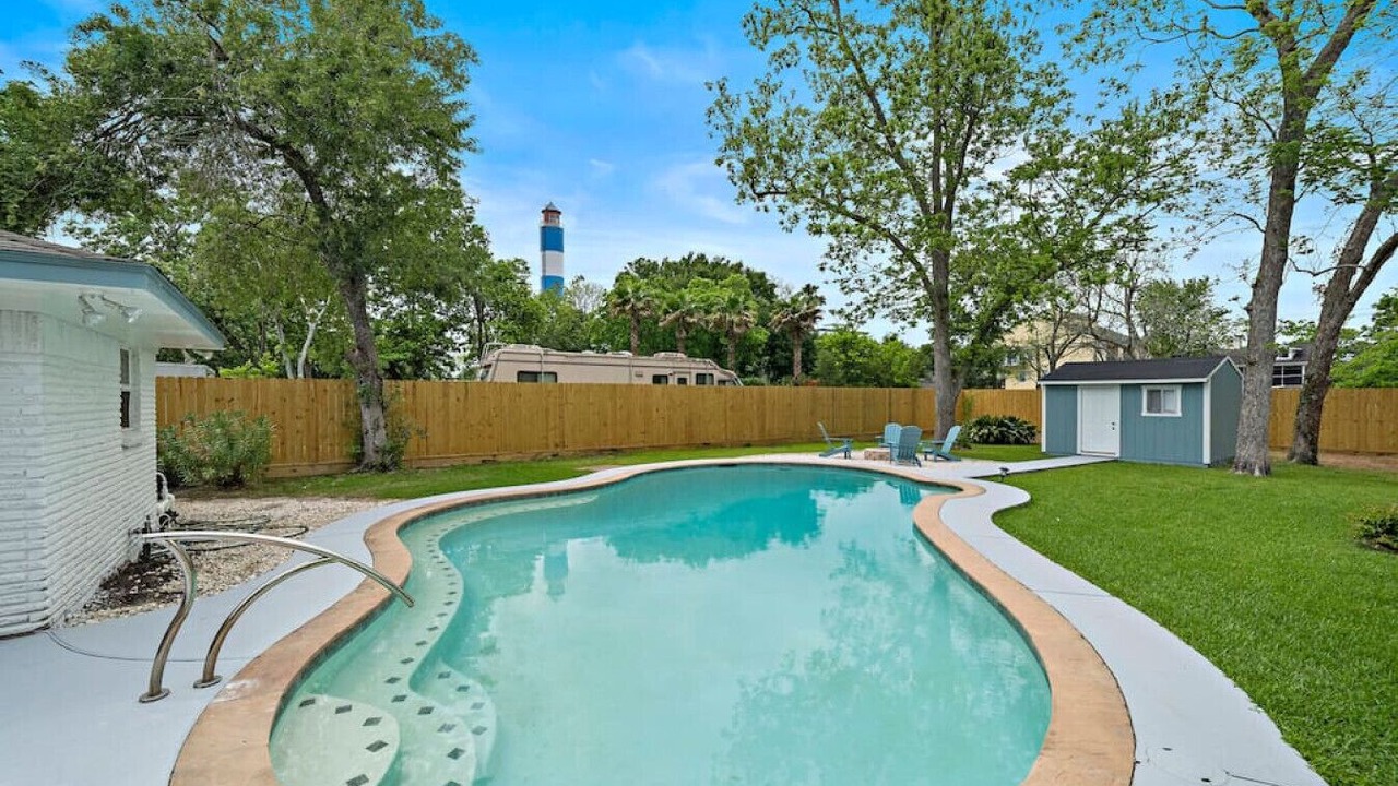 Photo of Outdoor in Clear Lake Shores
