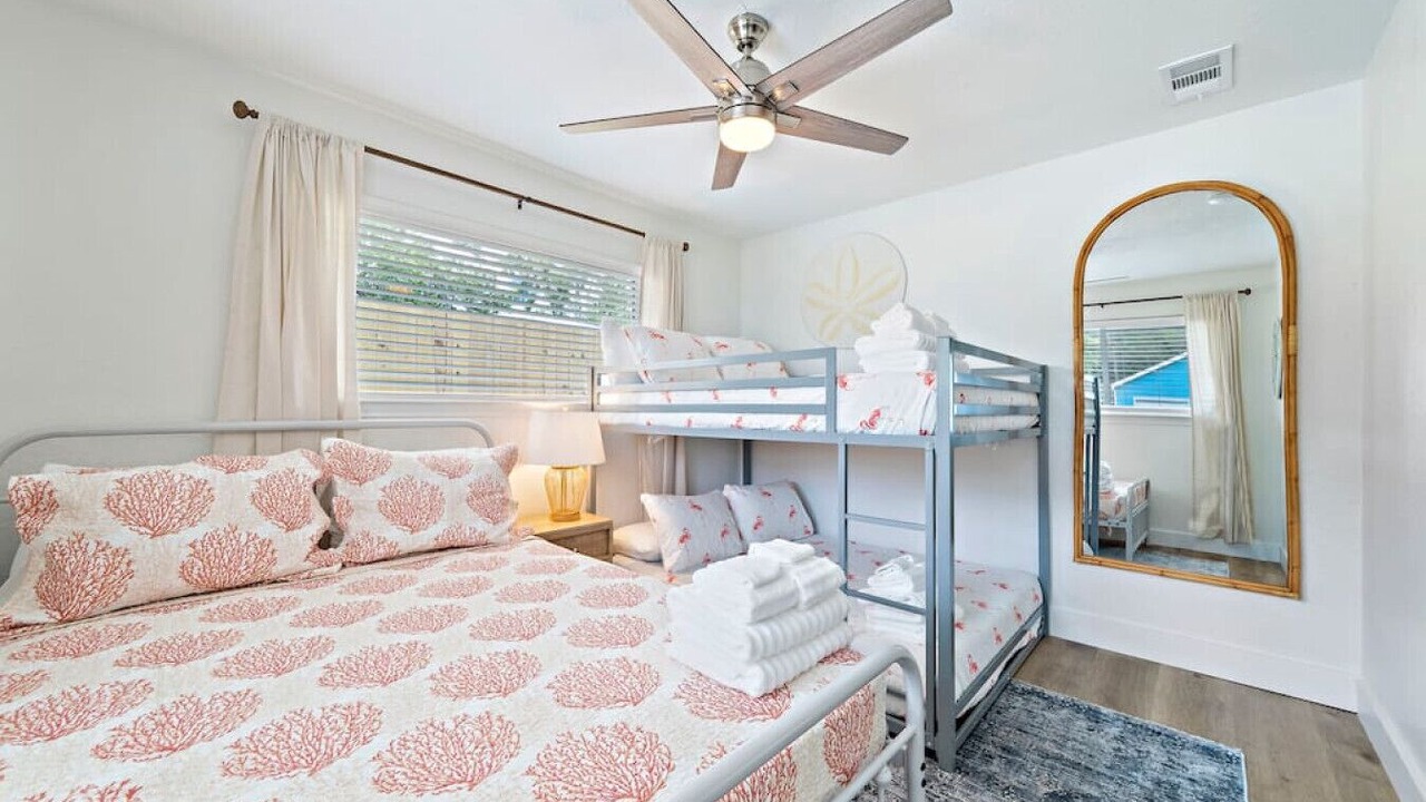 Photo of Bedroom in Clear Lake Shores