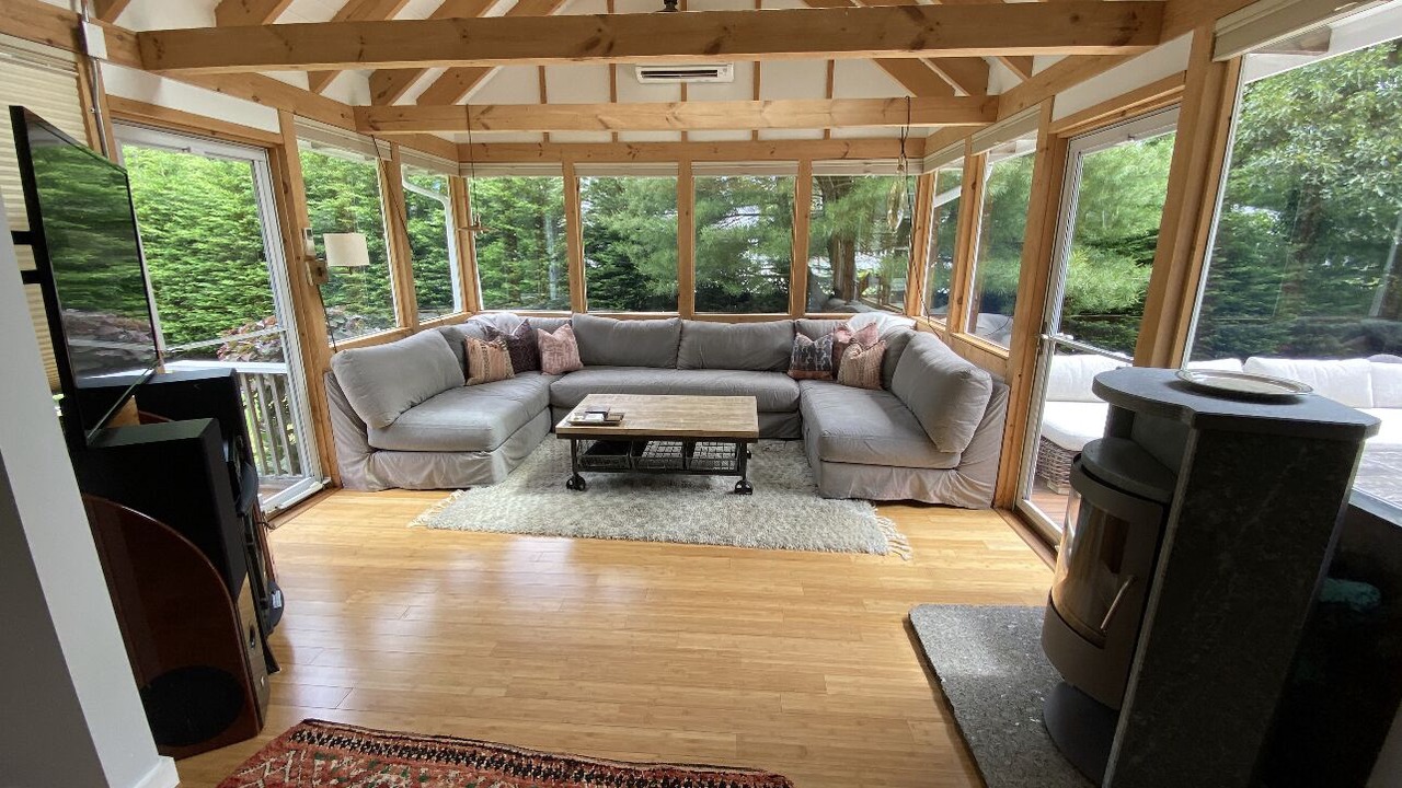 Photo of Livingroom in Lagoon Heights