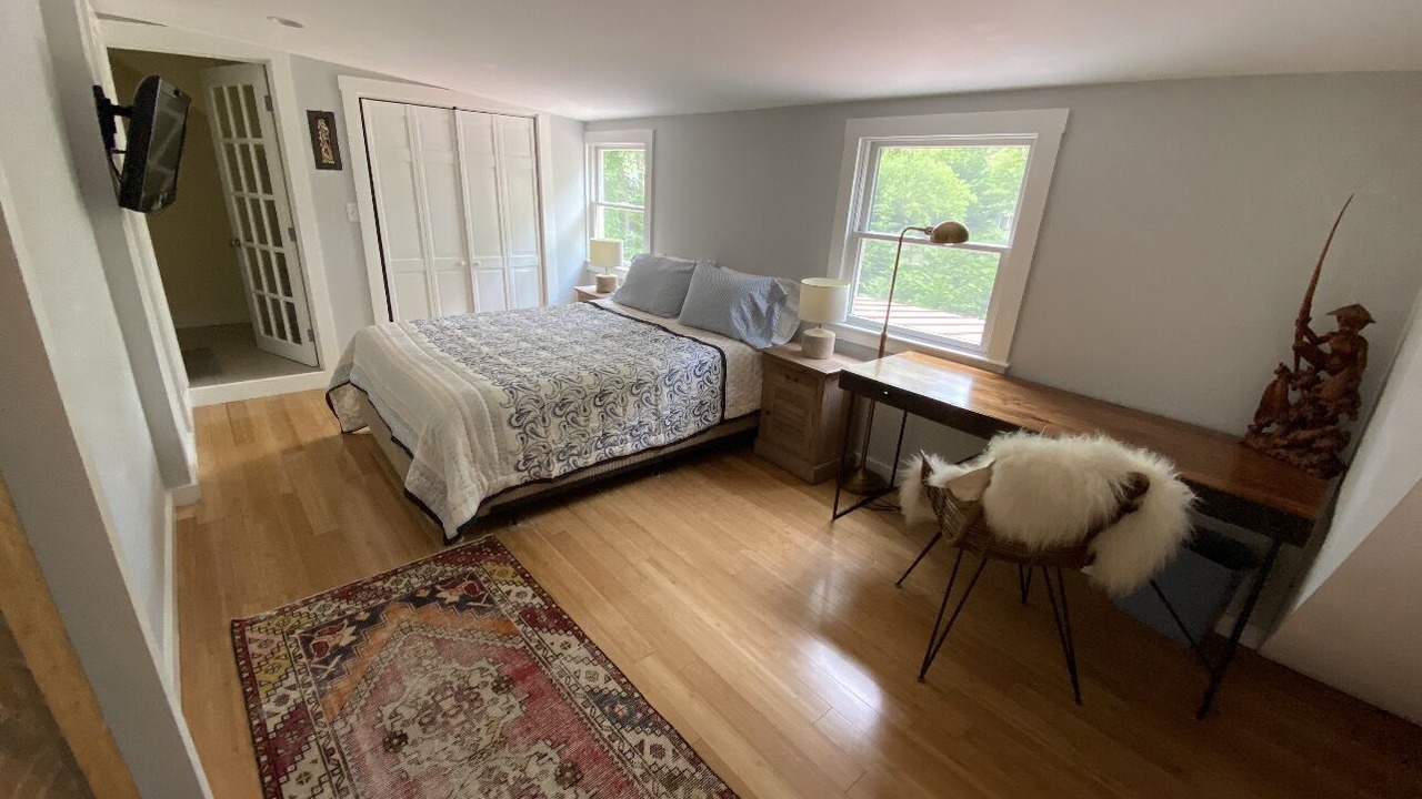 Photo of Bedroom in Lagoon Heights