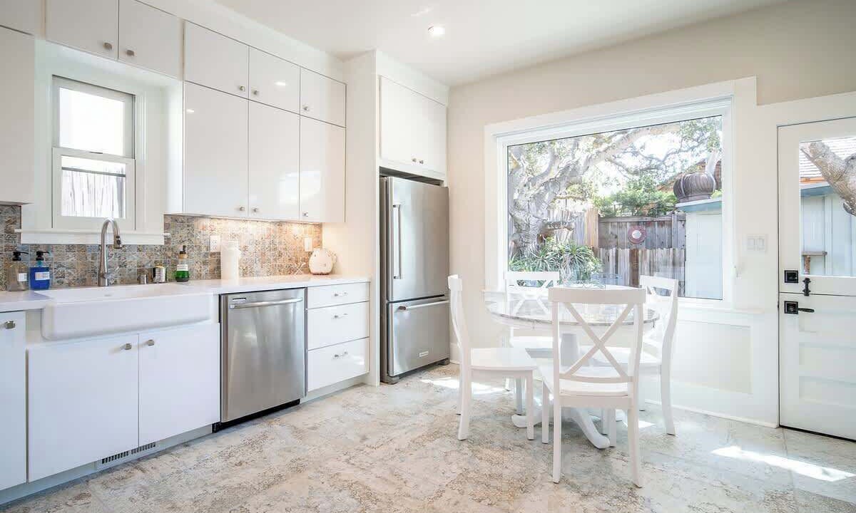 Photo of Kitchen in Golden Rectangle